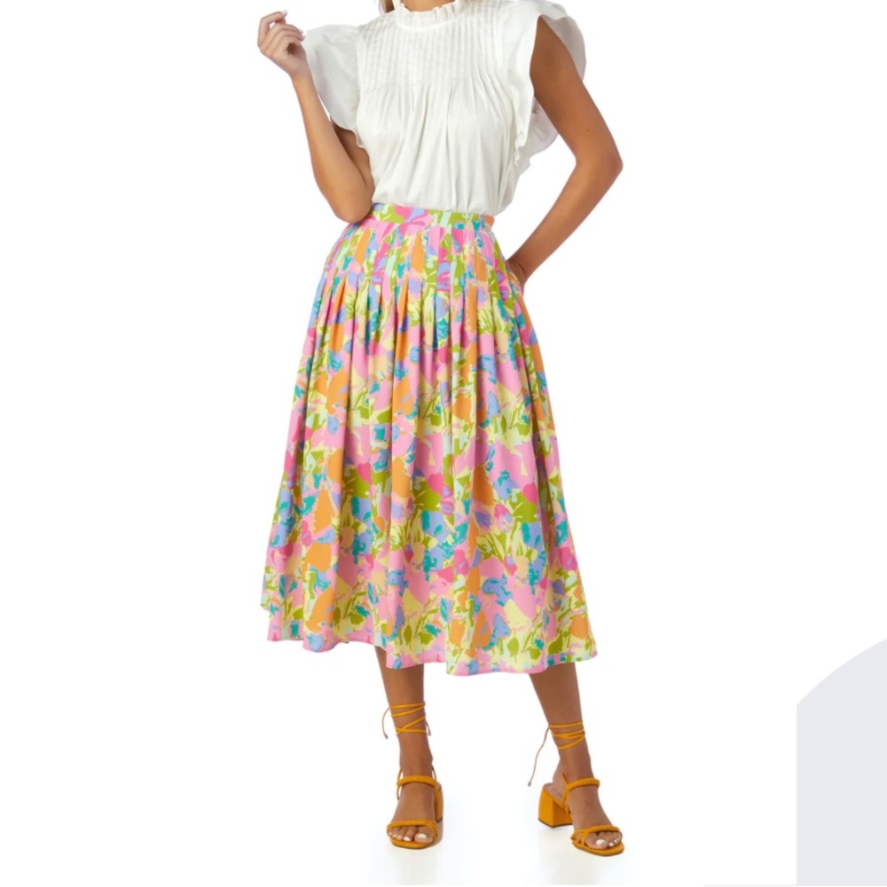 New with tags Mallie skirt in Floral Haze, size Large L Crosby by Mollie Burch